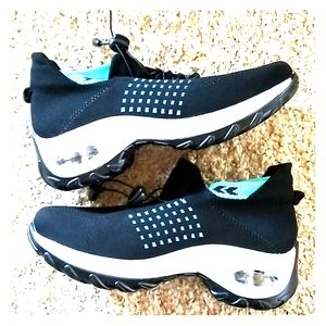 Women's Walking shoes